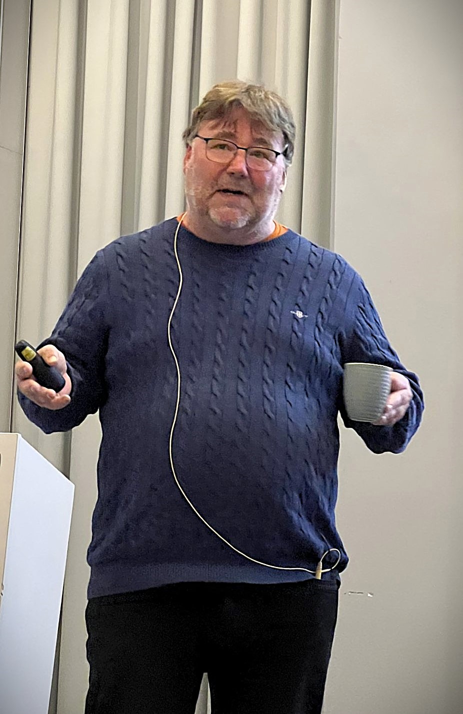 Geir Olsen som underviser